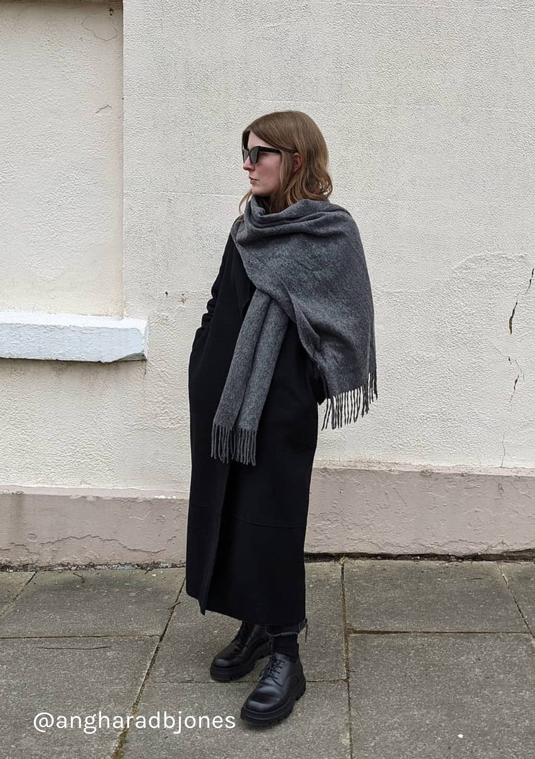 Lambswool Oversized Scarf in Charcoal Melange