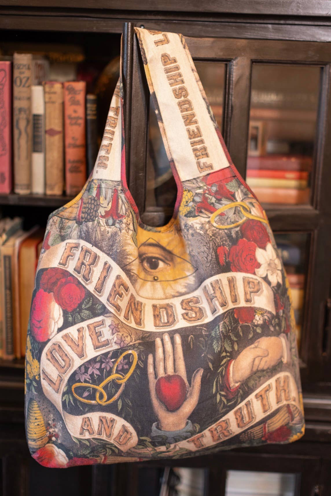 Market of Stars Friendship Love & Truth Linen Tote Bag