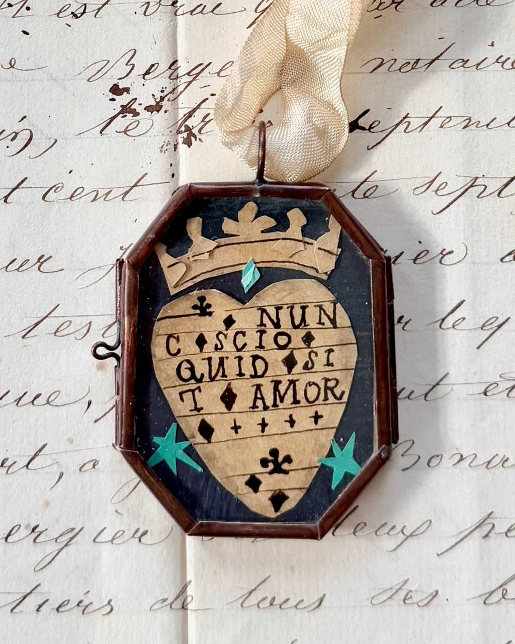 Handmade Art Locket ~ Heart Amor