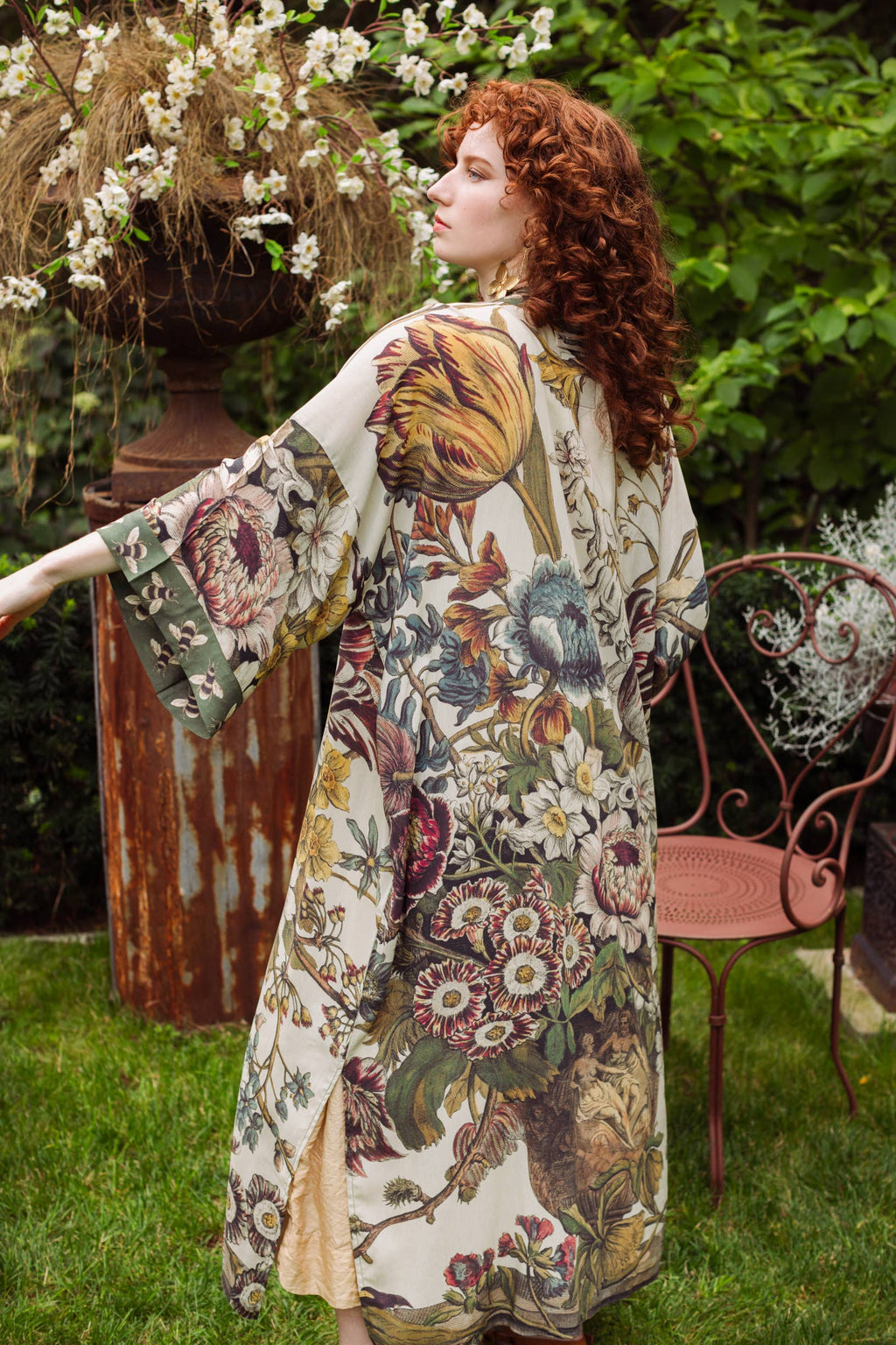Market of Stars Love Grows Wild Opera Duster Robe