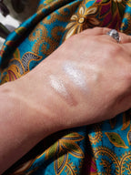 Aura Shimmer Balm