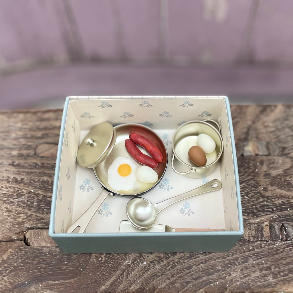 Maileg Cooker Set