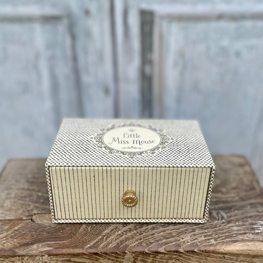 Maileg Dance Mouse and Daybed