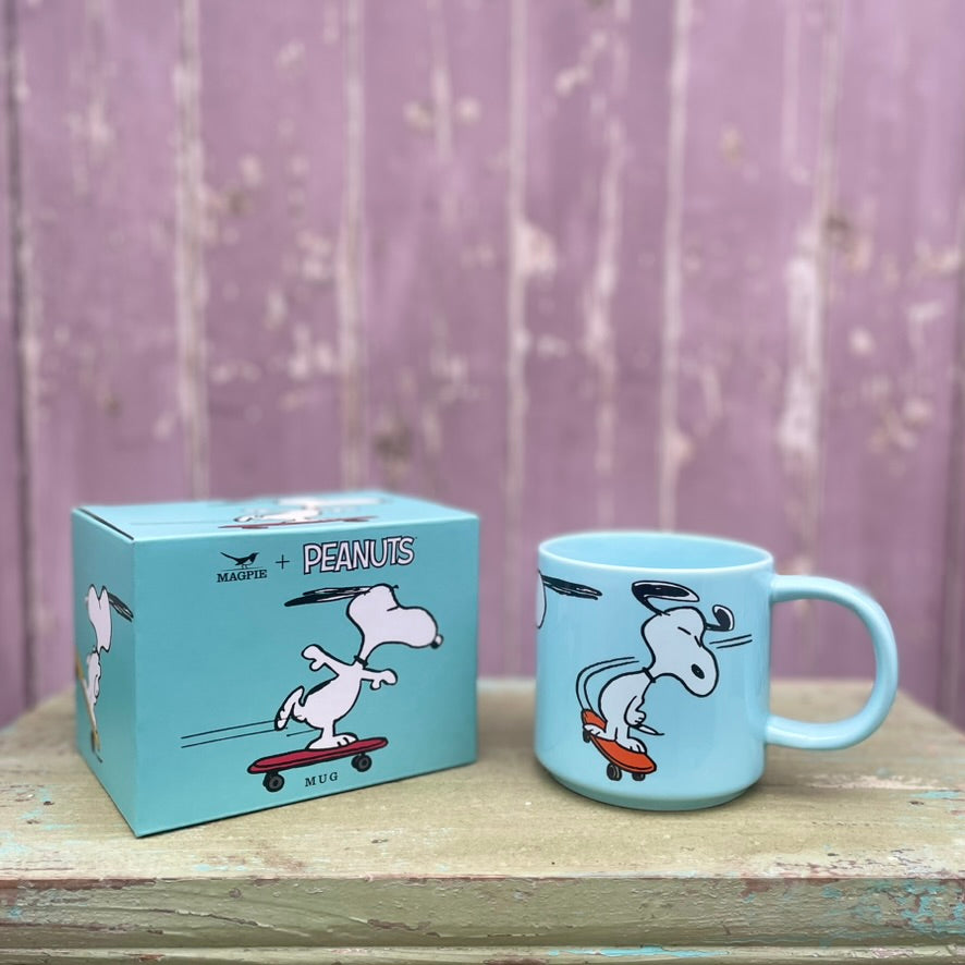 Snoopy Skateboard Mug