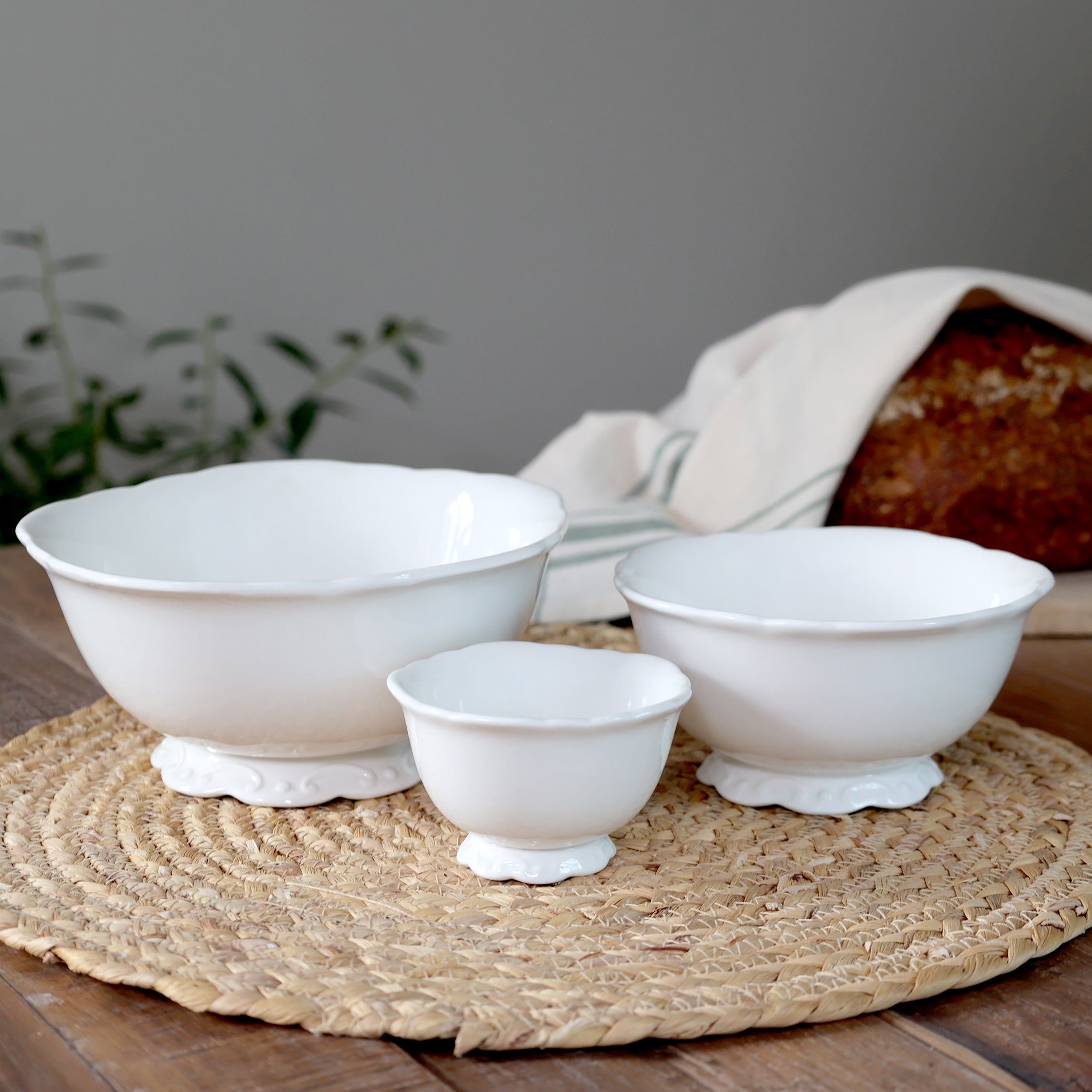 Chic Antique Provence Bowls Set