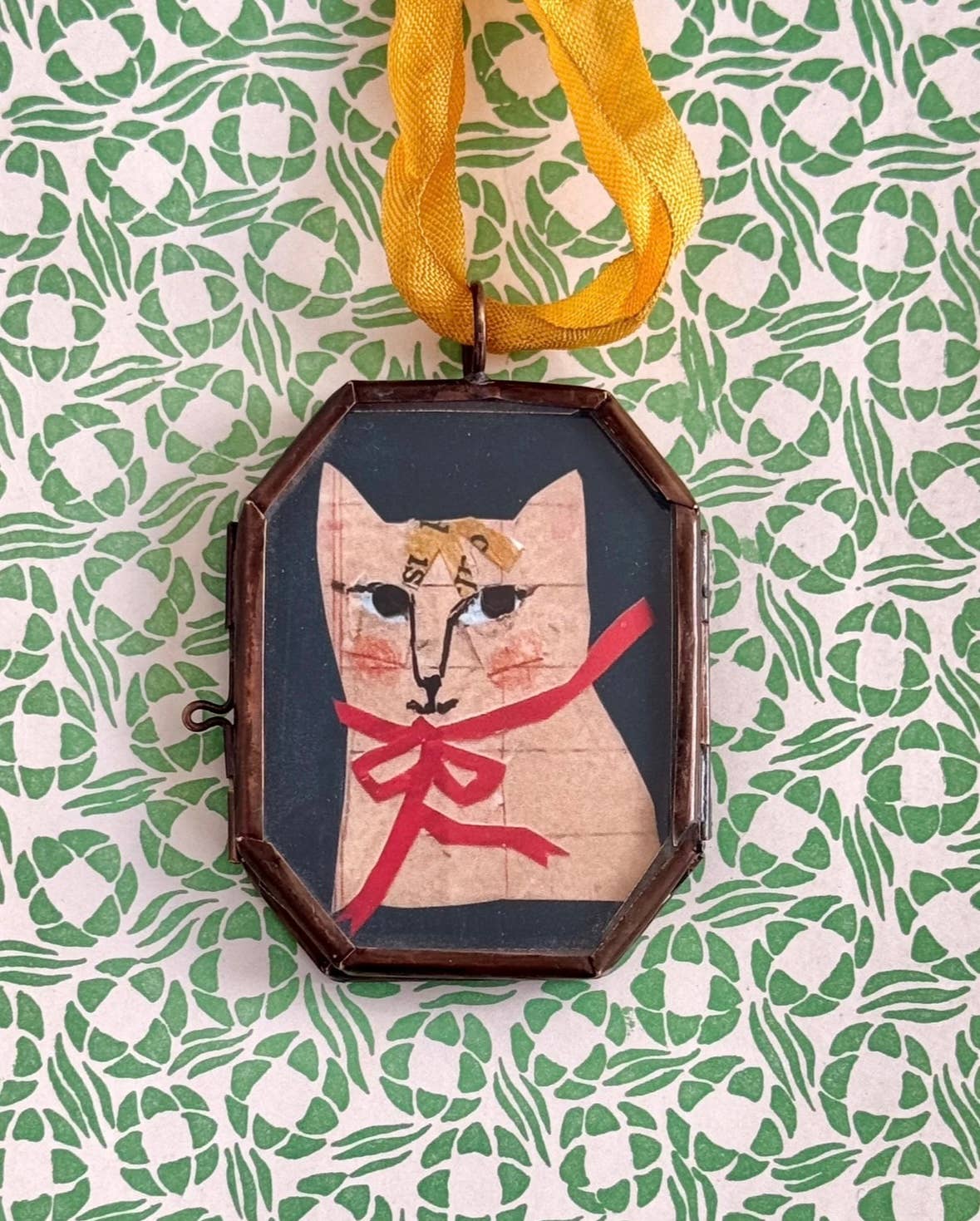 Handmade Art Locket ~ Mona Kitty
