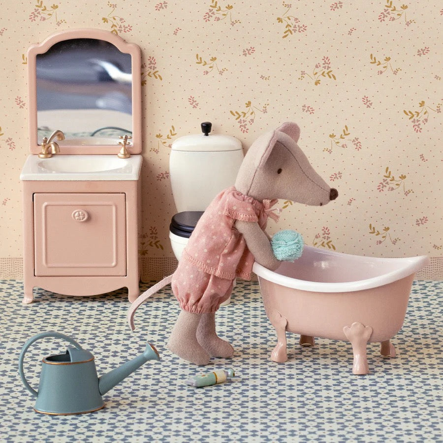 Maileg Bathtub Rose