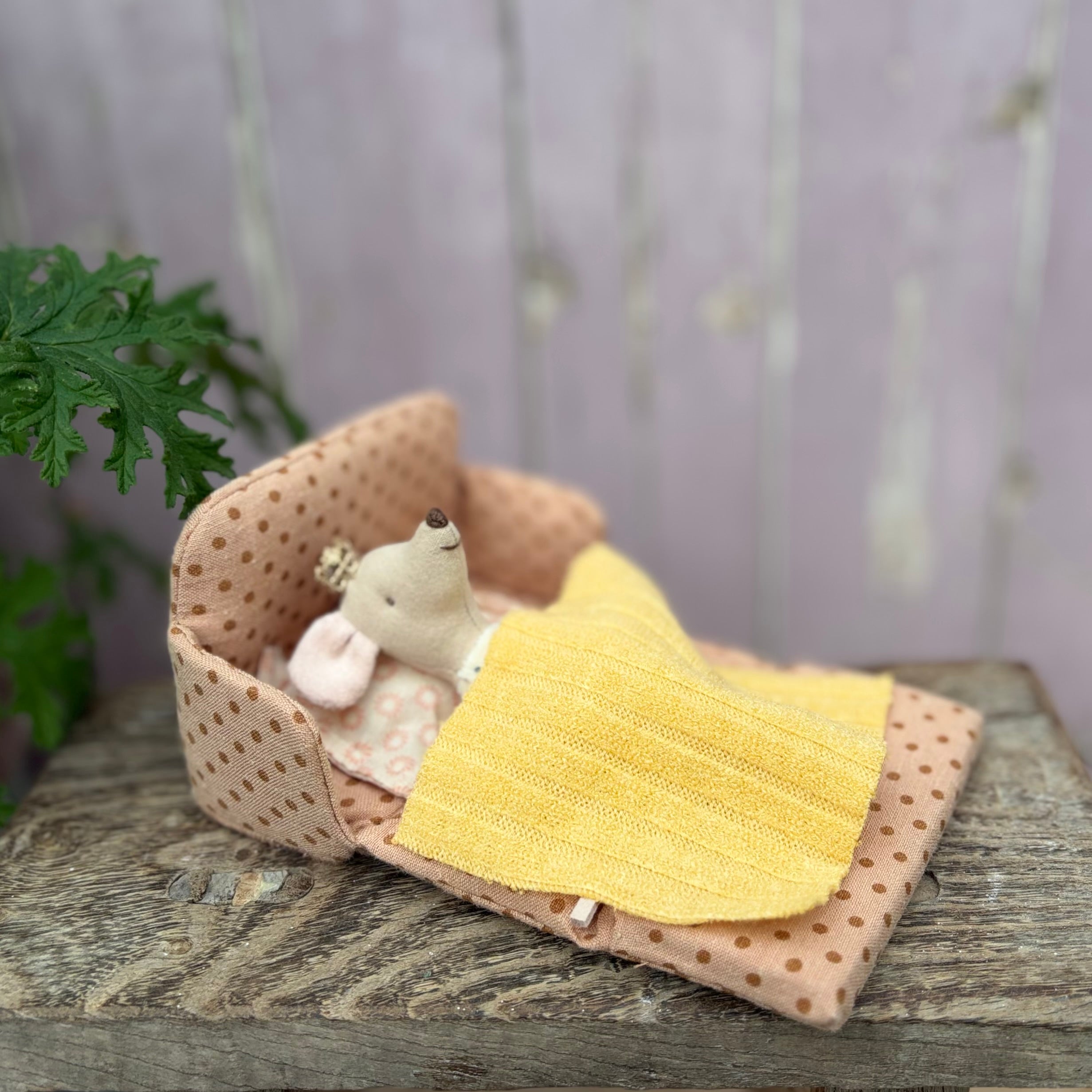 Maileg Pink Spotty Sofa Bed