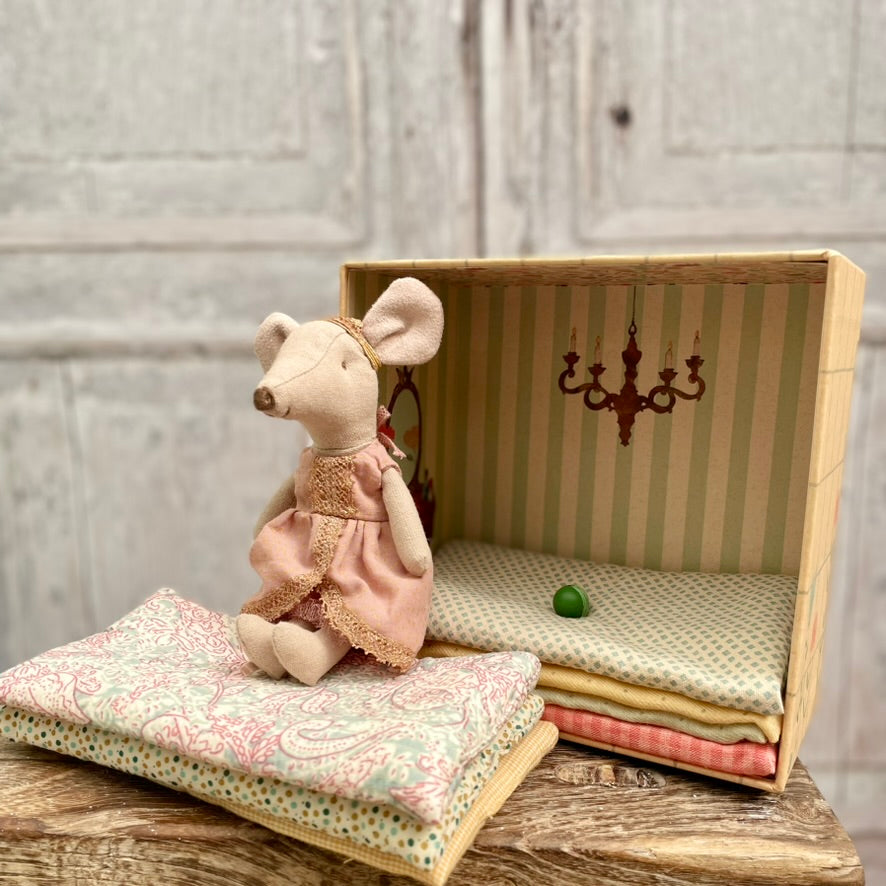 Maileg Princess and the Pea Mouse